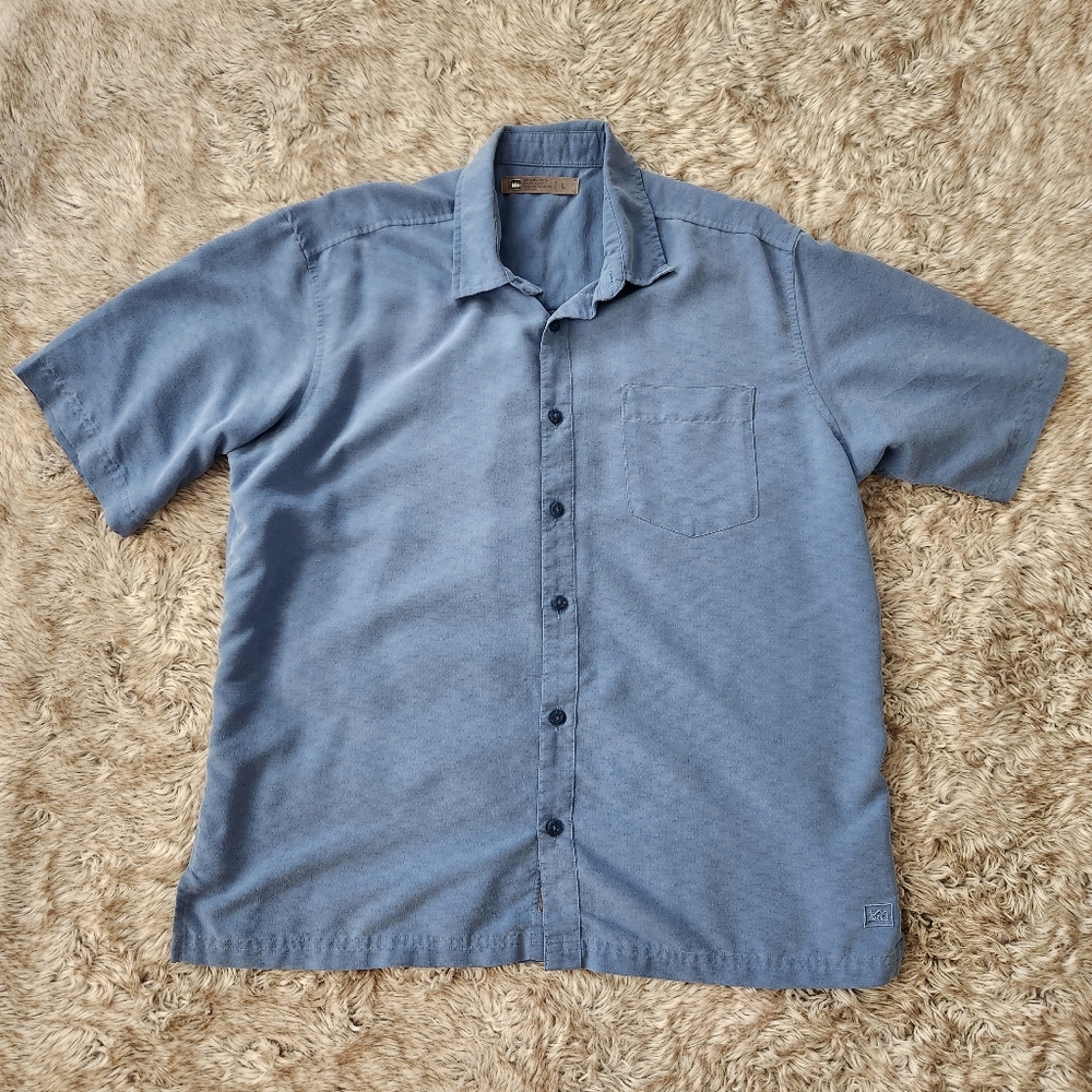 REI Short Sleeve Collared‎ Button Down Men's Shirt Rayon Blend Blue Size Large